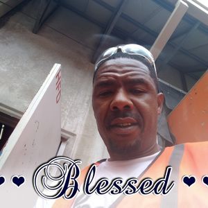 Meet your Posher, Larry